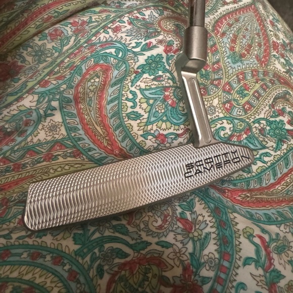 Brand new Scotty Cameron right handed 35 inch 2023 superselect Newport 2 - Picture 6 of 7